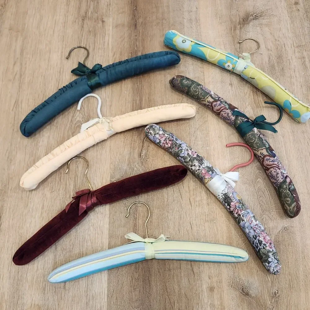 7 Vintage Satin Velvet Floral Padded Hangers 15